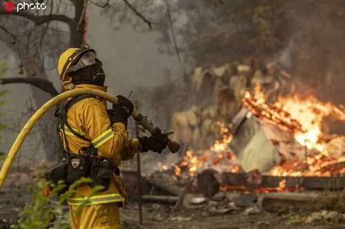 新澳2025年正版资料和加拿大多地野火肆虐与加拿大多地野火肆虐的原因